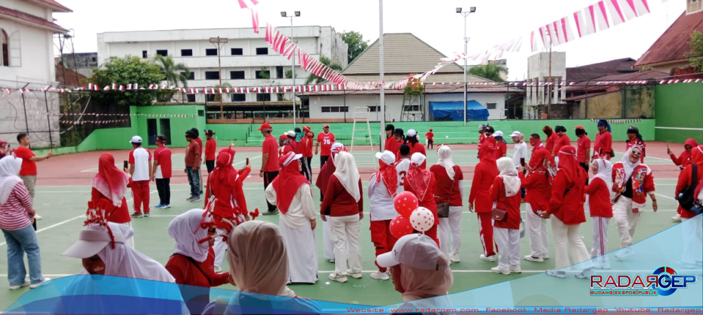 Inspektorat dan BPKAD Rokan Hilir Meriahkan ke-80 HUT RI Inspektorat dan BPKAD Perlombaan Permainan Rakyat 